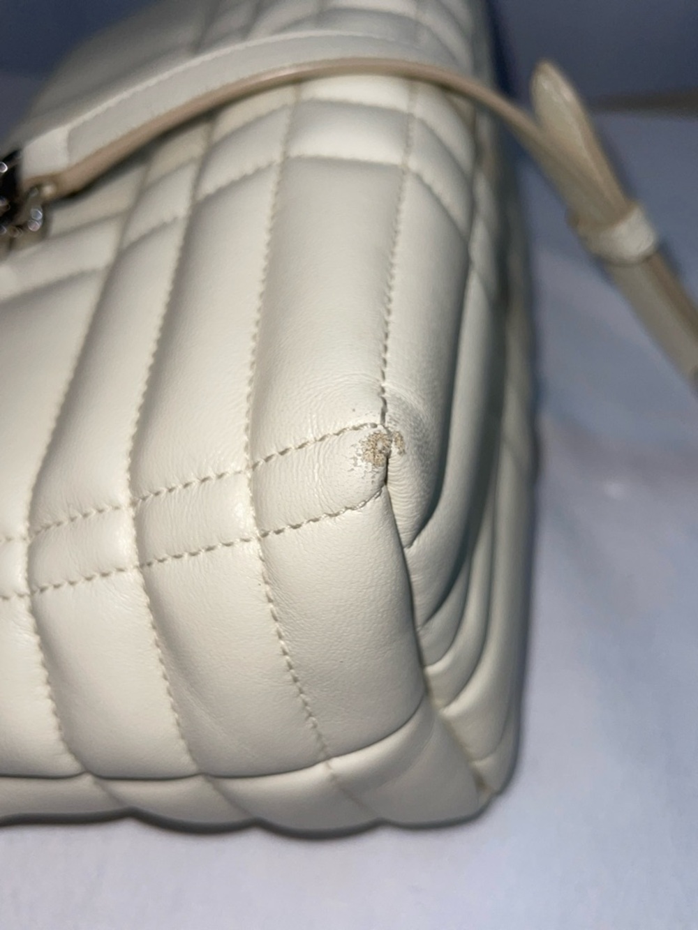 Burberry Lola Quilted Leather Shoulder Bag in Cream - Picture 8 of 15